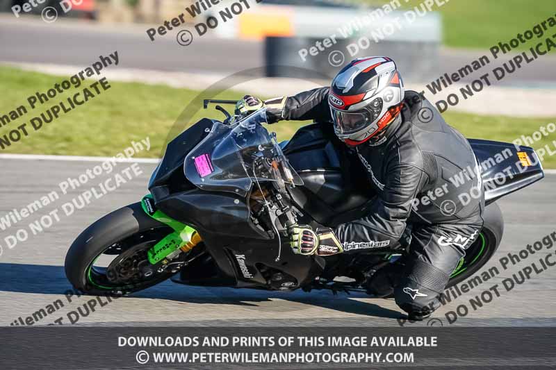 donington no limits trackday;donington park photographs;donington trackday photographs;no limits trackdays;peter wileman photography;trackday digital images;trackday photos